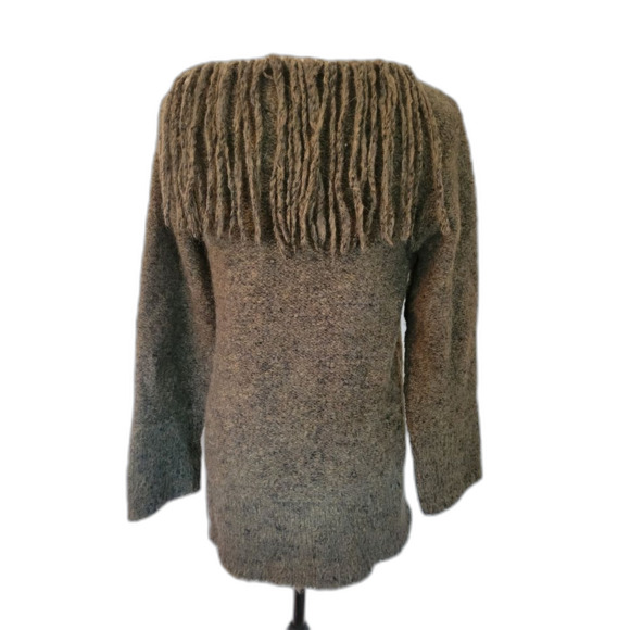 L&F Made In Italy Wool and Alpaca long sleeve sweater with fringe neck sz S - Picture 2 of 5